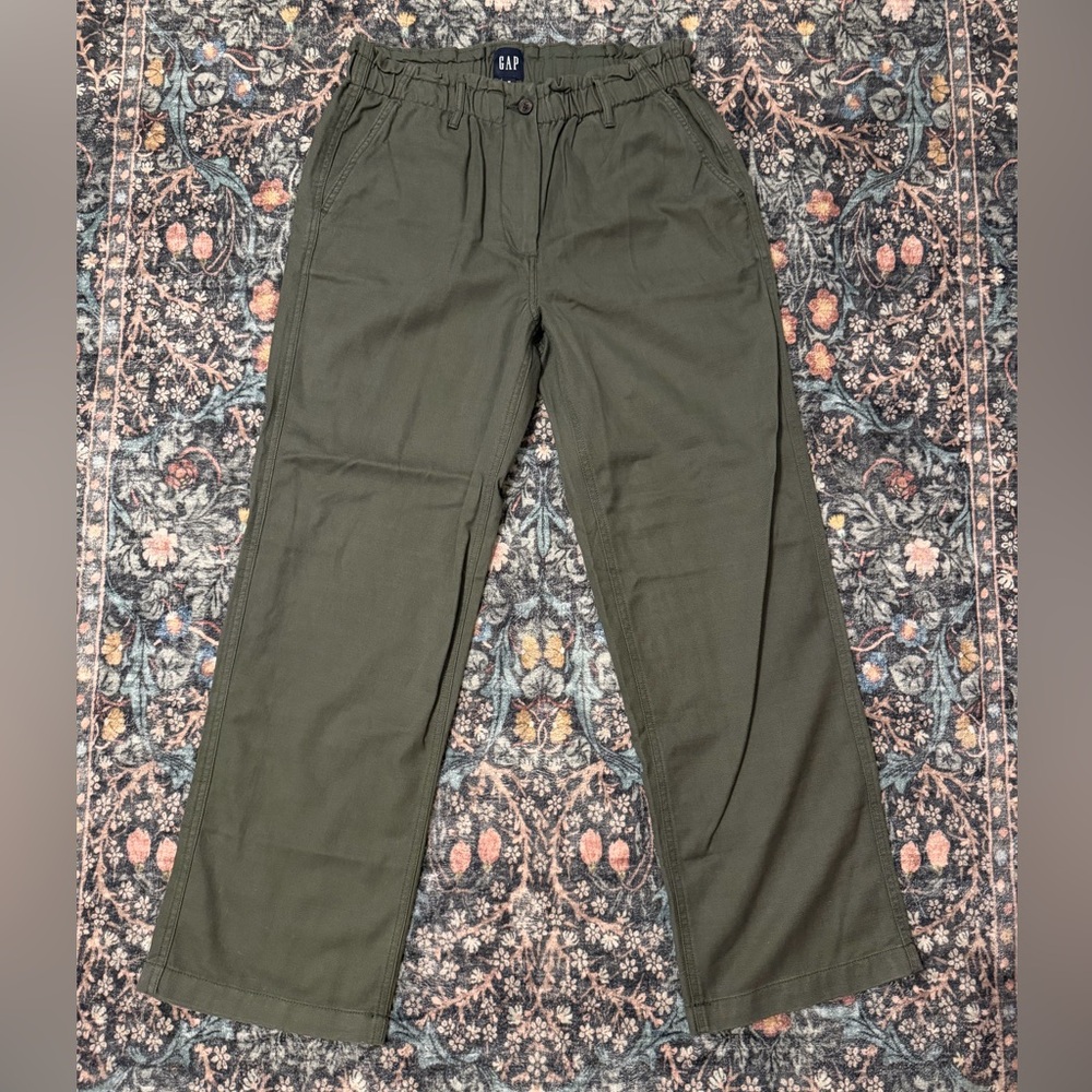 GAP Women’s Green Easy Twill Pant